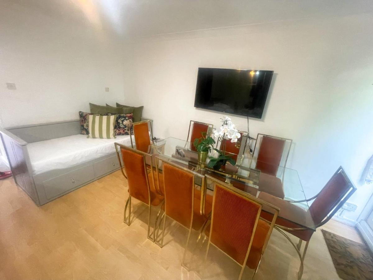 91 Stanhope Street Hotel Londen Buitenkant foto